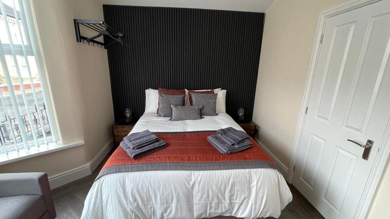 Anfield Place To Stay Liverpool Exterior foto